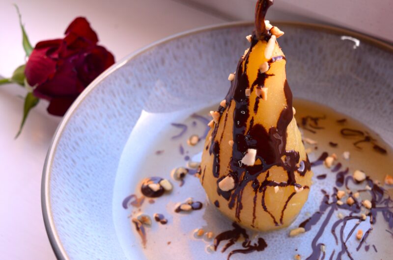 Wine Poached Pears With Chocolate Drizzle